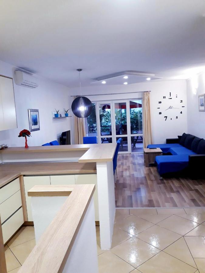 Apartmani I Soba Andrijasevic Макарска Экстерьер фото