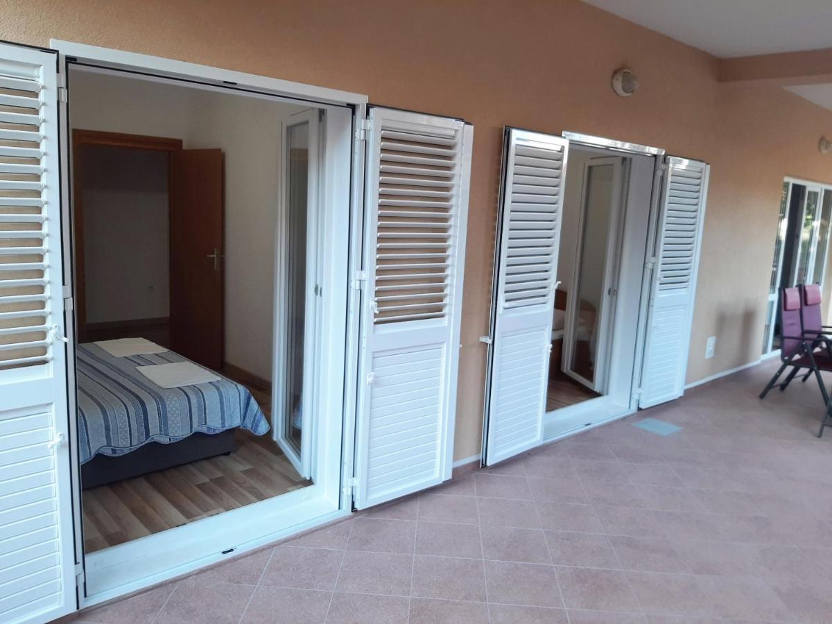 Apartmani I Soba Andrijasevic Макарска Экстерьер фото