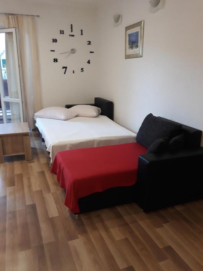 Apartmani I Soba Andrijasevic Макарска Экстерьер фото